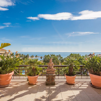 Beach front apartments for sale Marbella