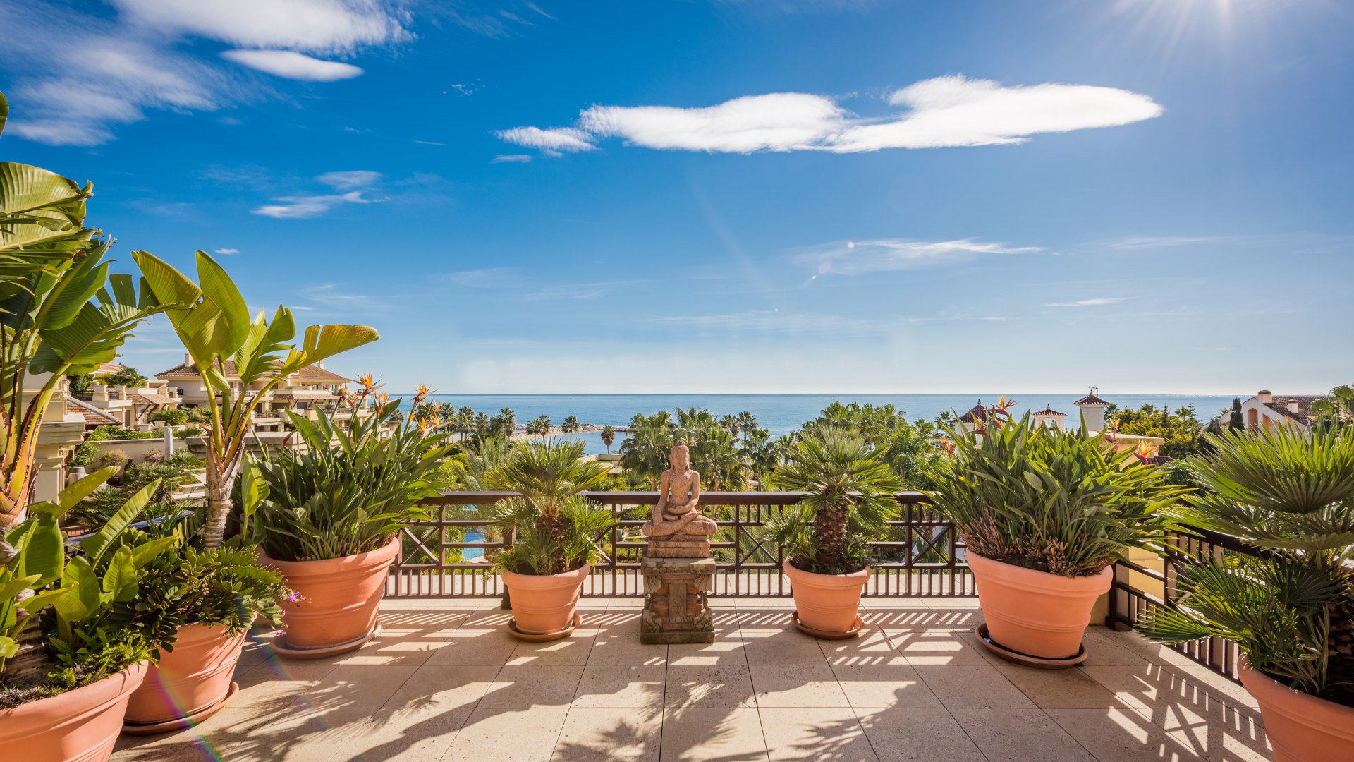 Beach front apartments for sale Marbella
